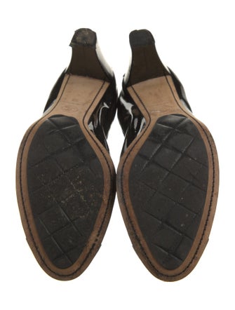 Chanel 2012 Interlocking CC Logo Pumps