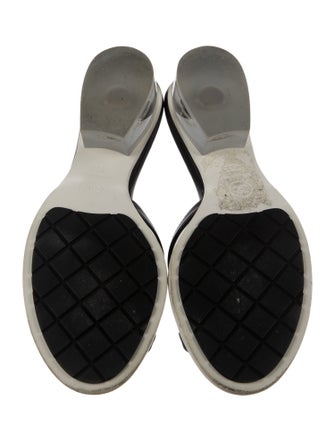 Chanel 2019 Interlocking CC Logo Slingback Sandals