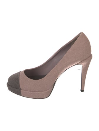 Chanel Interlocking CC Logo Suede Pumps