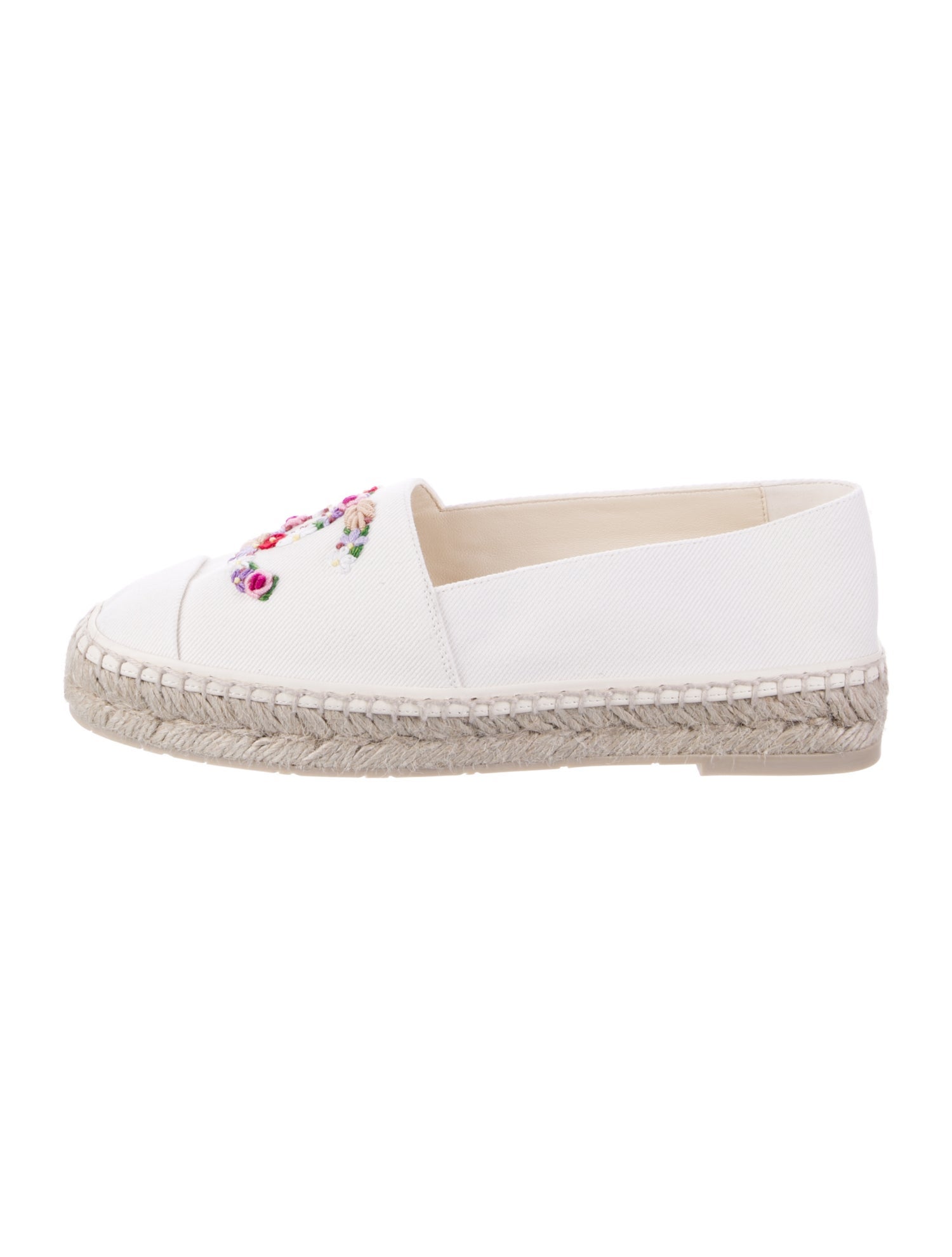 Chanel 2025 Interlocking CC Logo Espadrilles