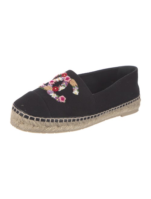 Chanel 2025 Interlocking CC Logo Espadrilles