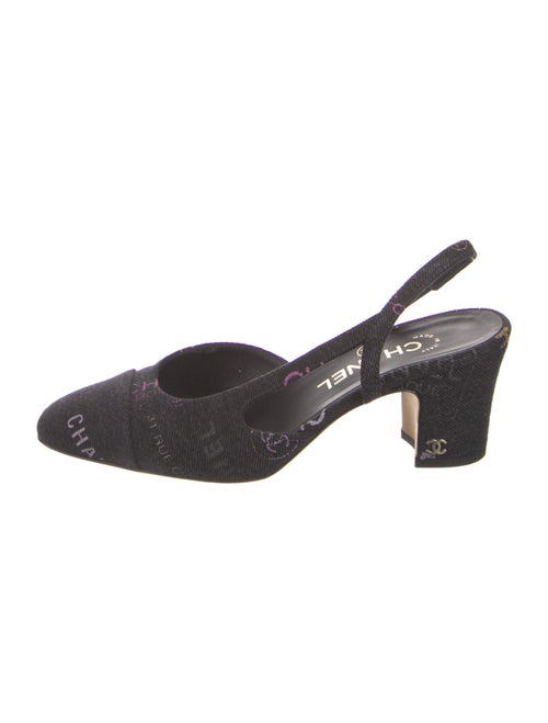 Chanel 2021-2022 Interlocking CC Logo Slingback Pumps