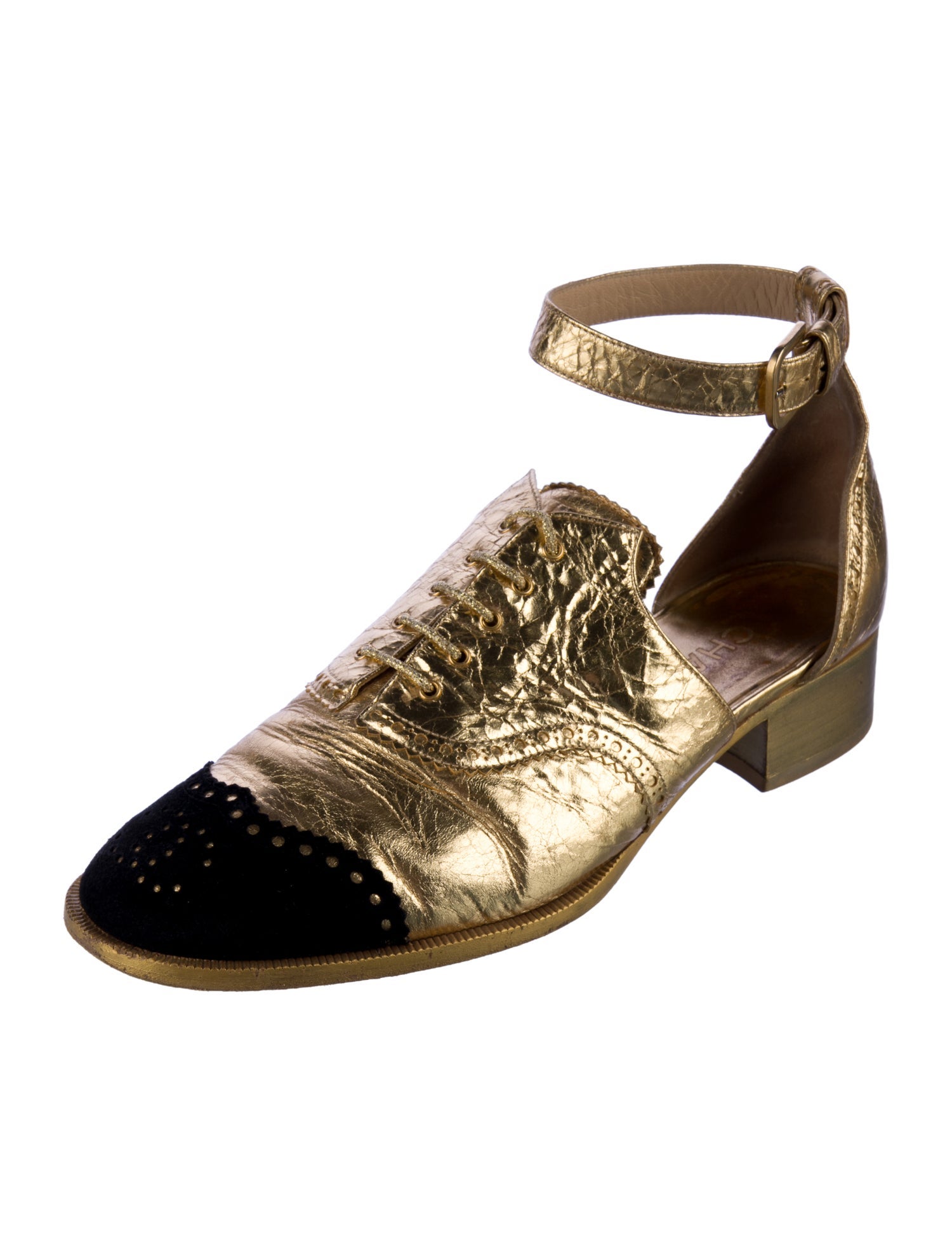 Chanel Interlocking CC Logo Leather D'Orsay Pumps