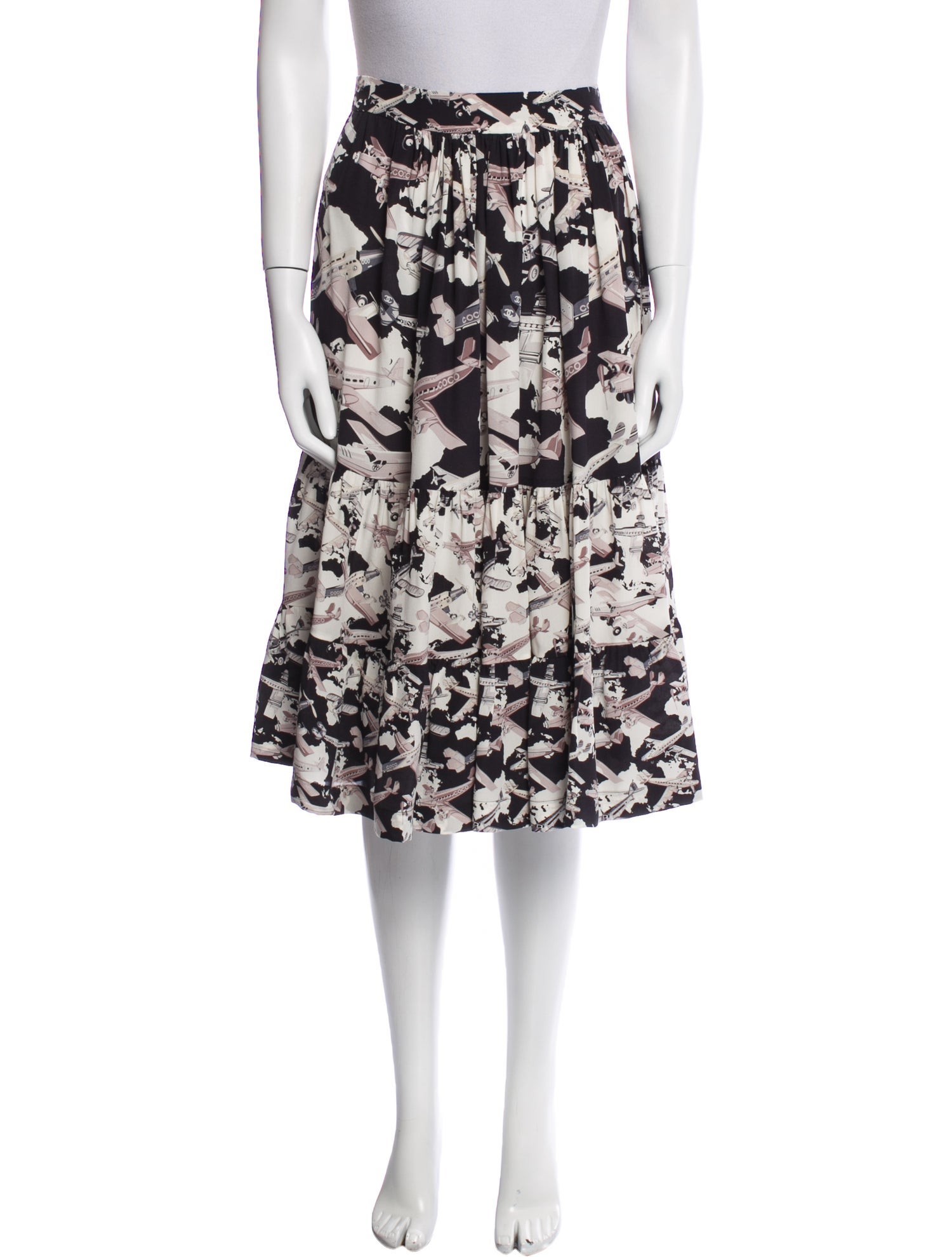 Chanel Vintage Knee-Length Skirt