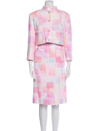 Chanel 2023 Tweed Pattern Skirt Suit