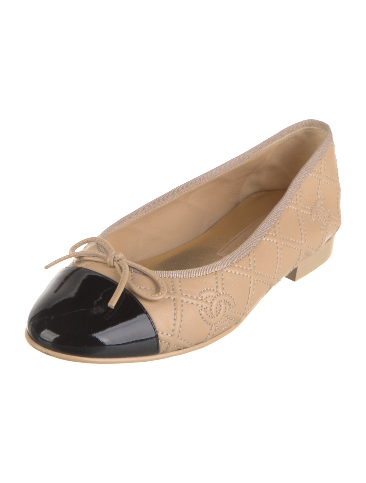 Chanel 2023 Interlocking CC Logo Ballet Flats
