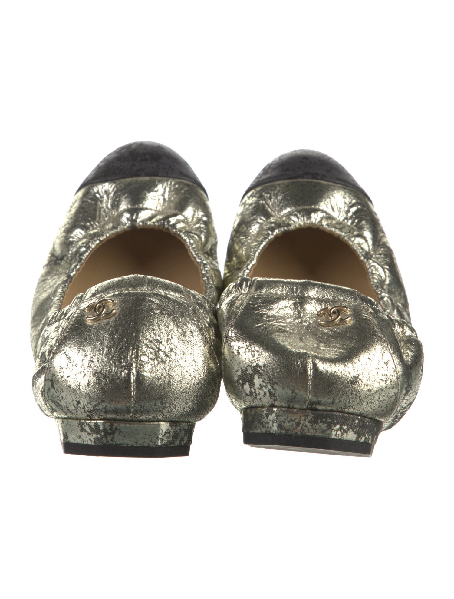 Chanel Interlocking CC Logo Leather Ballet Flats