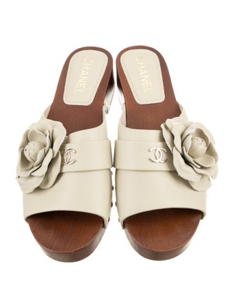 Chanel 2023 Interlocking CC Logo Slides