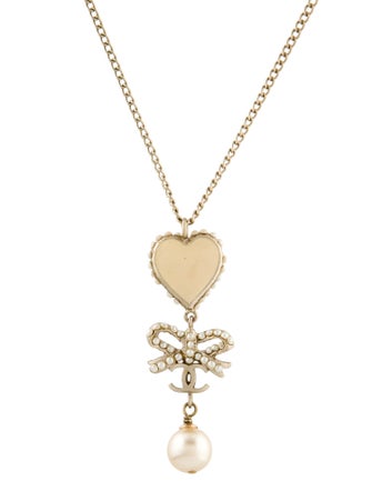 Chanel Faux Pearl Bow & Heart Pendant