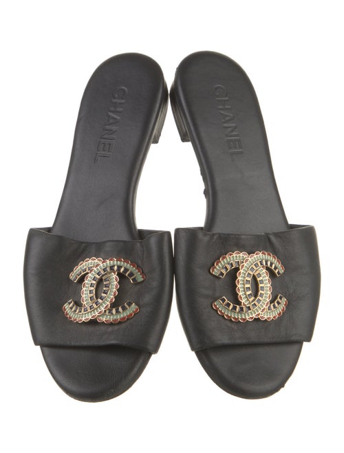 Chanel 2019 Interlocking CC Logo Slides