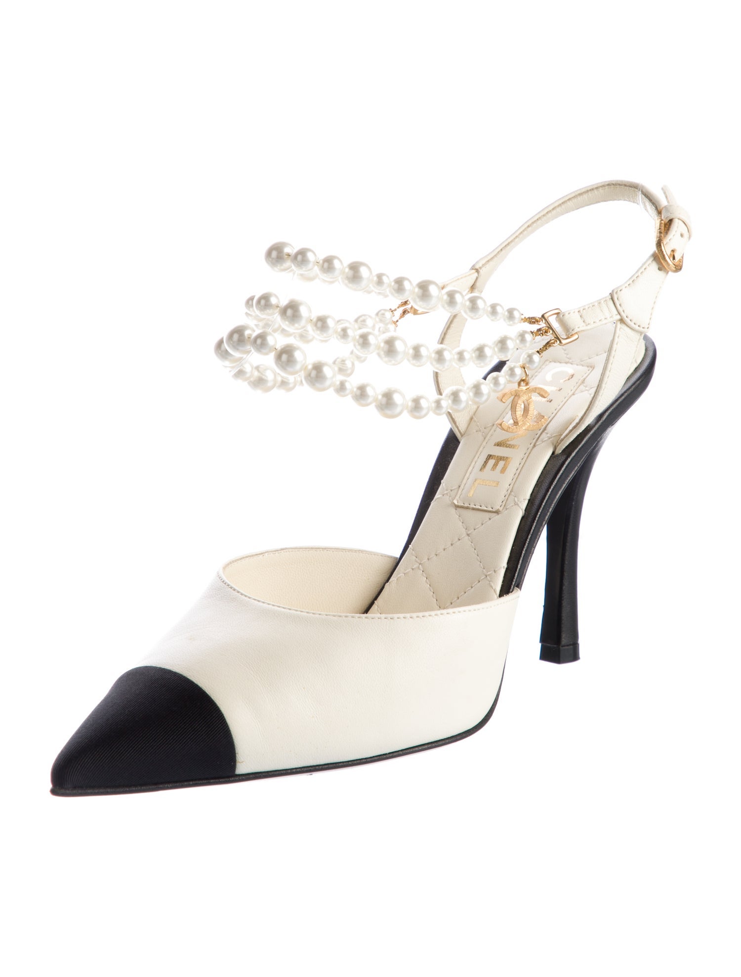 Chanel 2021 Interlocking CC Logo Pumps