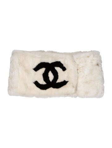 Chanel Scarves and Shawls Fur Interlocking CC Logo Scarf