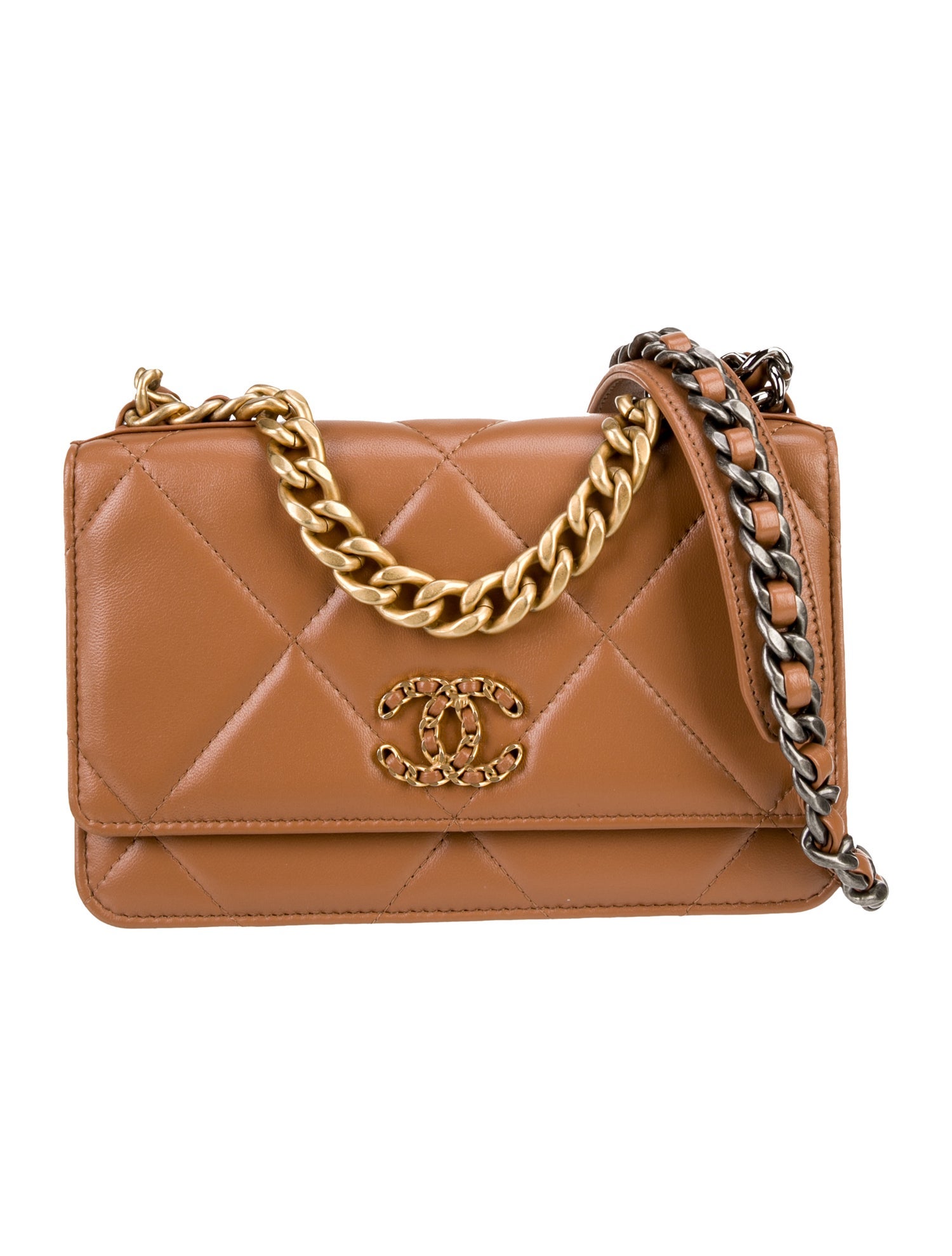 Chanel 19 Wallet On Chain