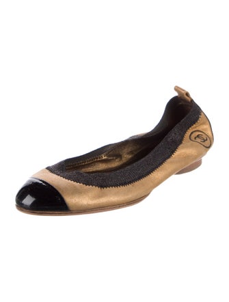 Chanel Interlocking CC Logo Leather Ballet Flats