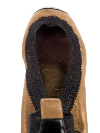 Chanel Interlocking CC Logo Leather Ballet Flats