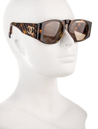 Chanel CC Sunglasses Interlocking CC Logo Sunglasses
