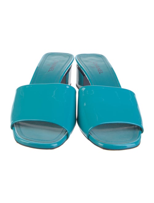 Chanel 2022 Interlocking CC Logo Slides