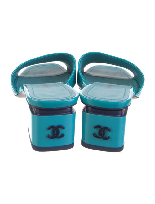 Chanel 2022 Interlocking CC Logo Slides