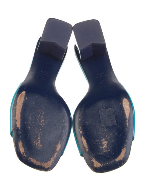 Chanel 2022 Interlocking CC Logo Slides