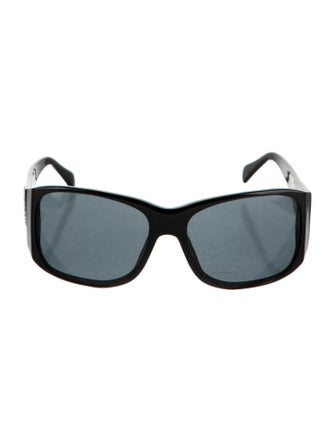 Chanel Interlocking CC Logo Square Sunglasses