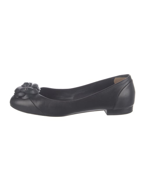 Chanel Interlocking CC Logo Leather Flats