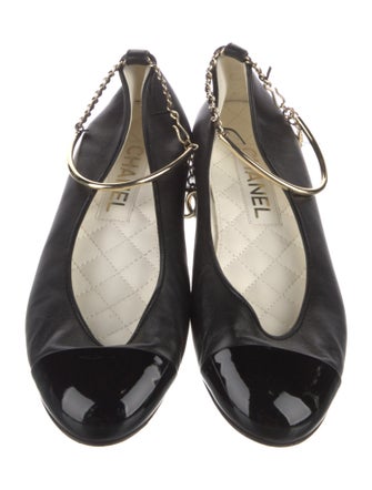 Chanel 2022 Interlocking CC Logo Ballet Flats