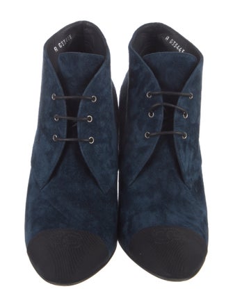 Chanel 2018 Interlocking CC Logo Lace-Up Boots