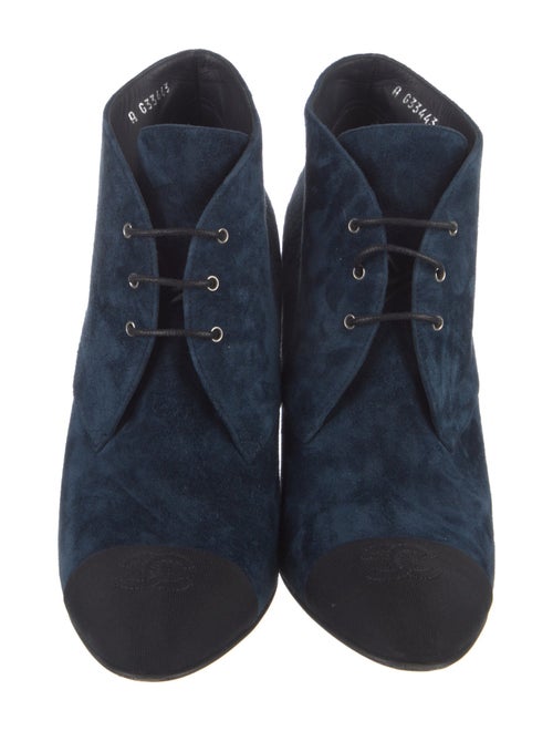 Chanel 2018 Interlocking CC Logo Lace-Up Boots
