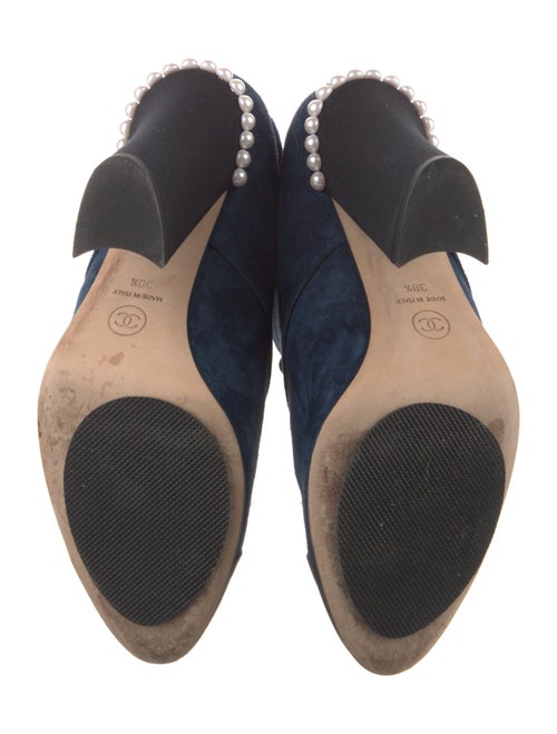 Chanel 2018 Interlocking CC Logo Lace-Up Boots