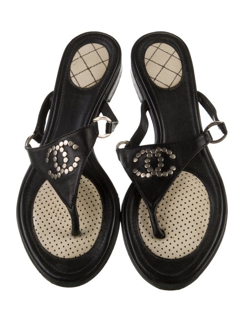 Chanel Interlocking CC Logo Leather Flip Flops