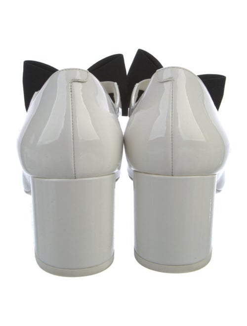 Chanel 2024 Interlocking CC Logo Pumps