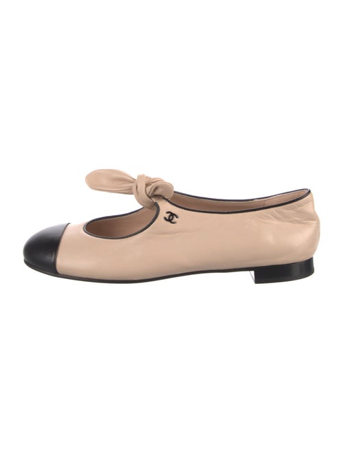 Chanel Interlocking CC Logo Leather Mary Jane Flats