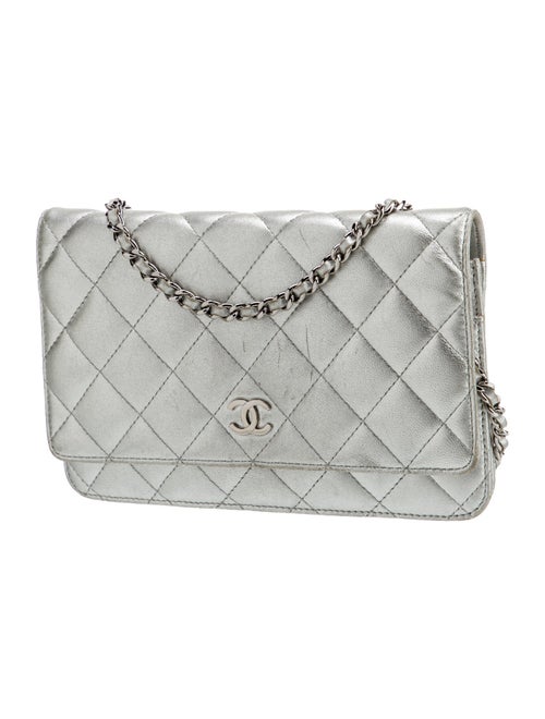 Chanel Classic Wallet On Chain