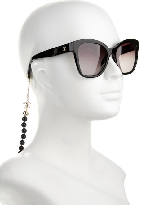 Chanel Interlocking CC Logo Cat-Eye Sunglasses