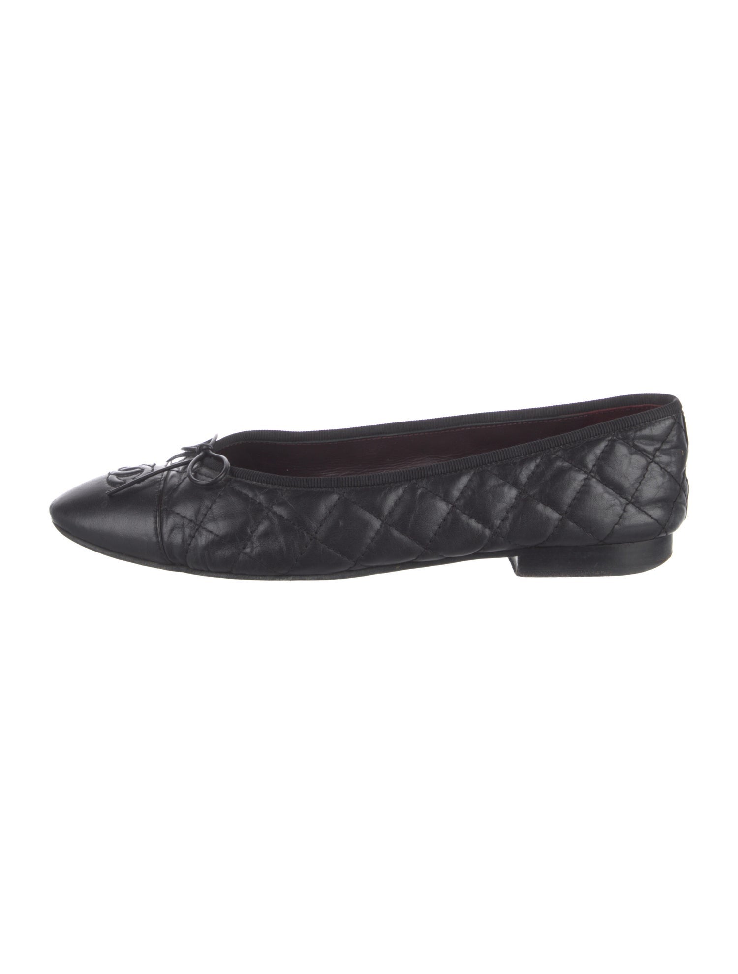 Chanel Interlocking CC Logo Leather Ballet Flats