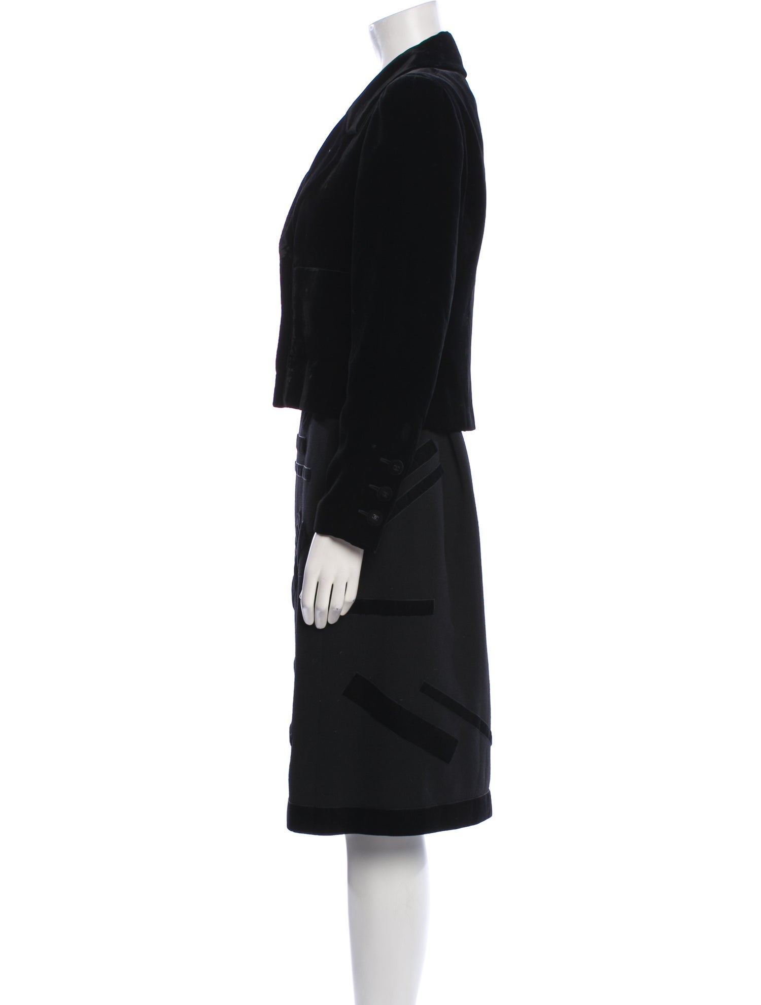 Chanel Vintage 1998 Skirt Suit