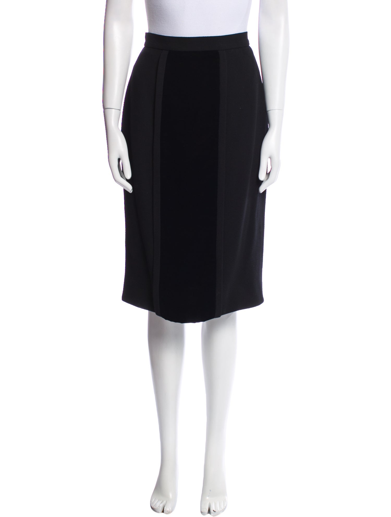 Chanel Vintage Knee-Length Skirt