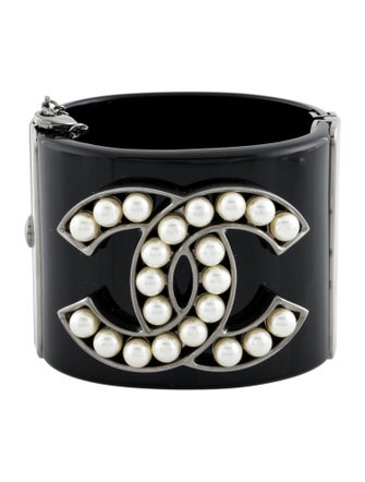 Chanel Faux Pearl & Resin CC Hinged Bangle