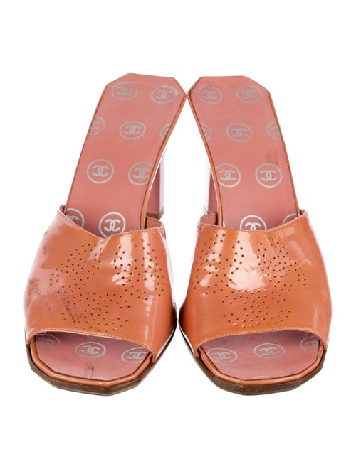 Chanel Interlocking CC Logo Patent Leather Slides