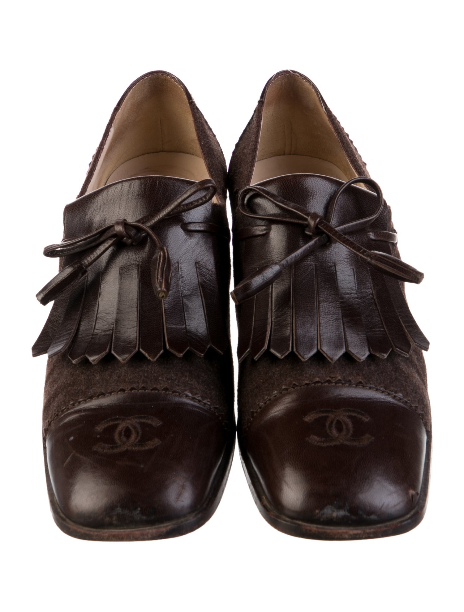 Chanel Vintage Interlocking CC Logo Pumps