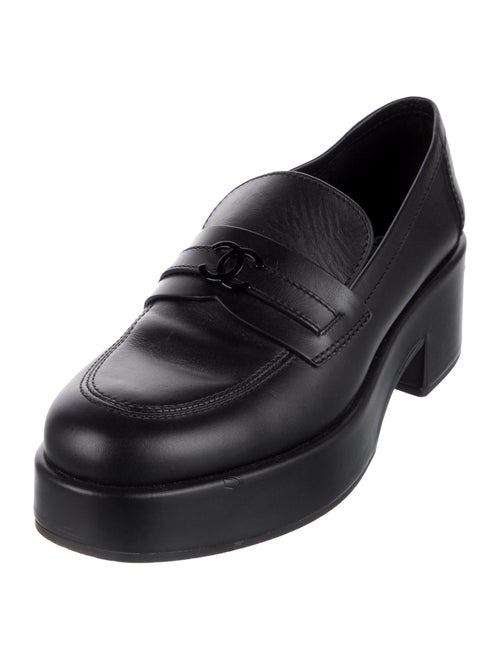 Chanel Interlocking CC Logo Leather Loafers
