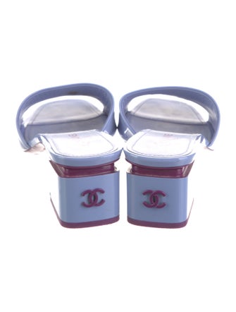 Chanel 2022 Interlocking CC Logo Slides