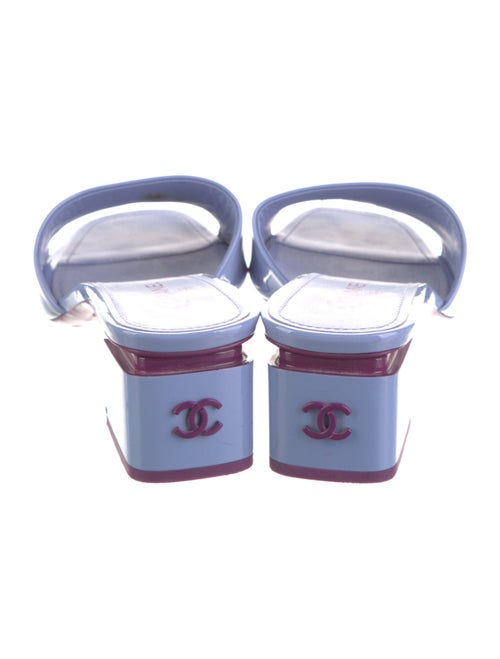 Chanel 2022 Interlocking CC Logo Slides