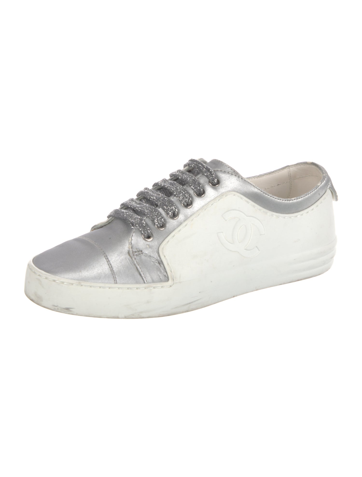 Chanel Interlocking CC Logo Leather Sneakers