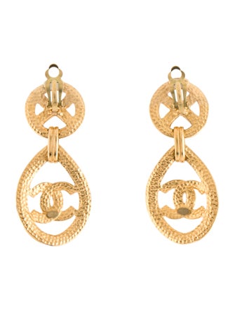 Chanel Vintage CC Drop Clip-On Earrings