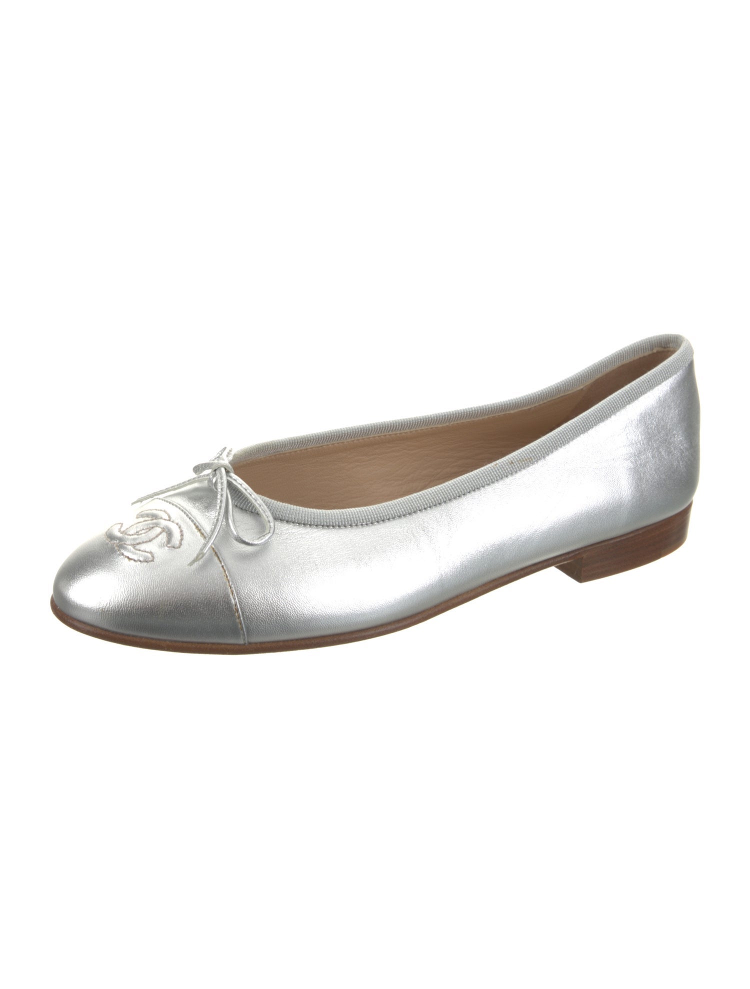 Chanel 2007 Interlocking CC Logo Ballet Flats
