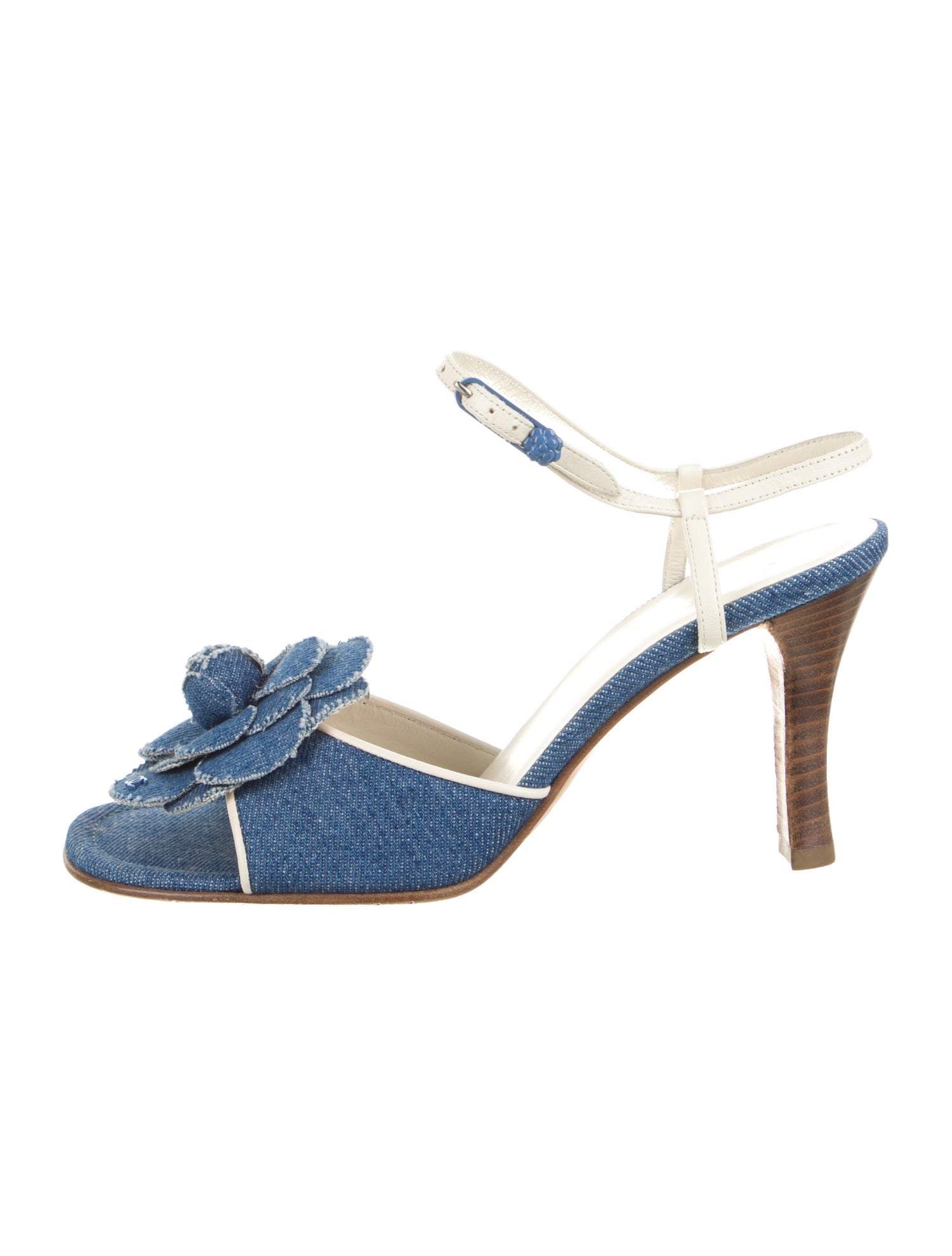 Chanel 2003 Interlocking CC Logo Sandals