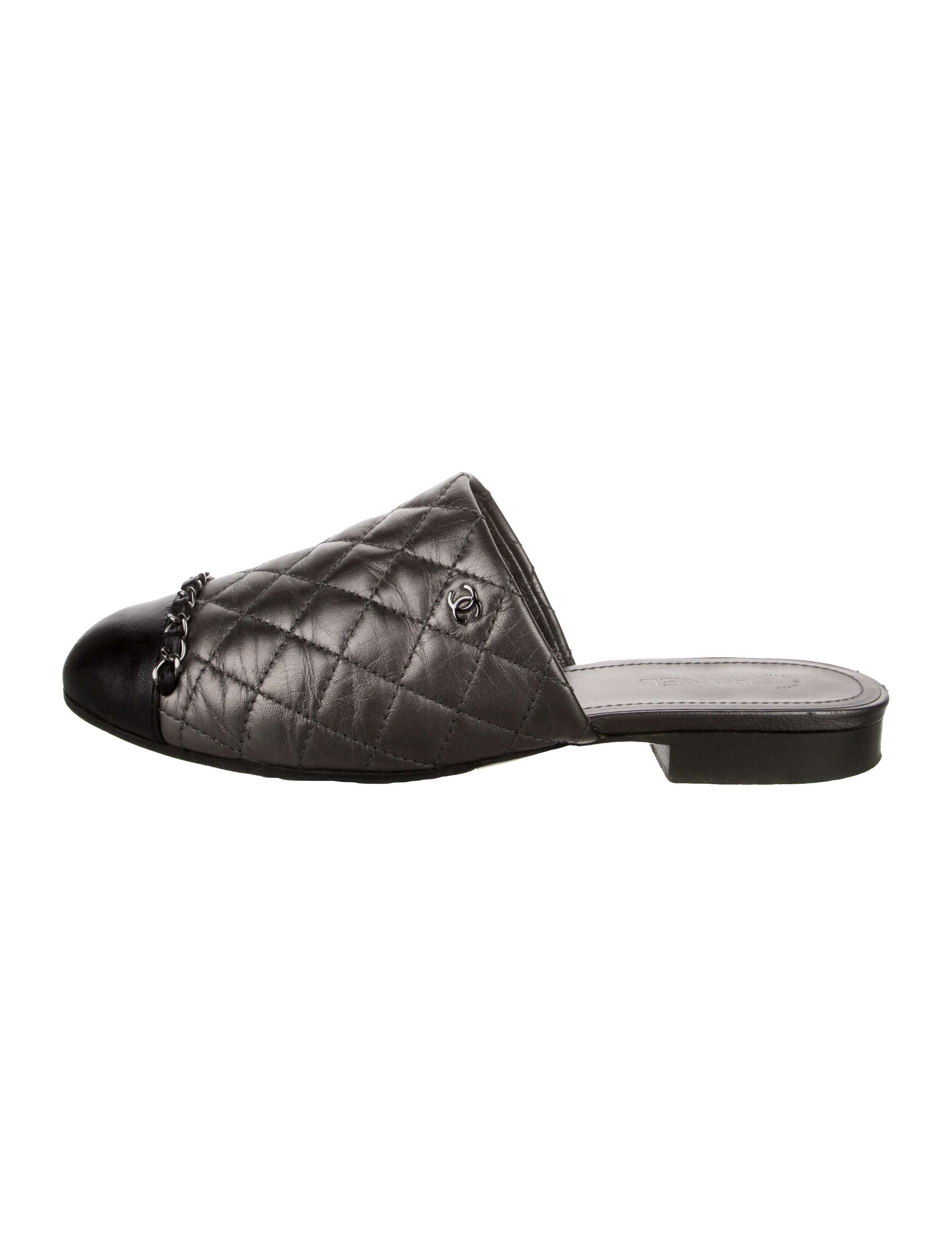Chanel Interlocking CC Logo Leather Mules