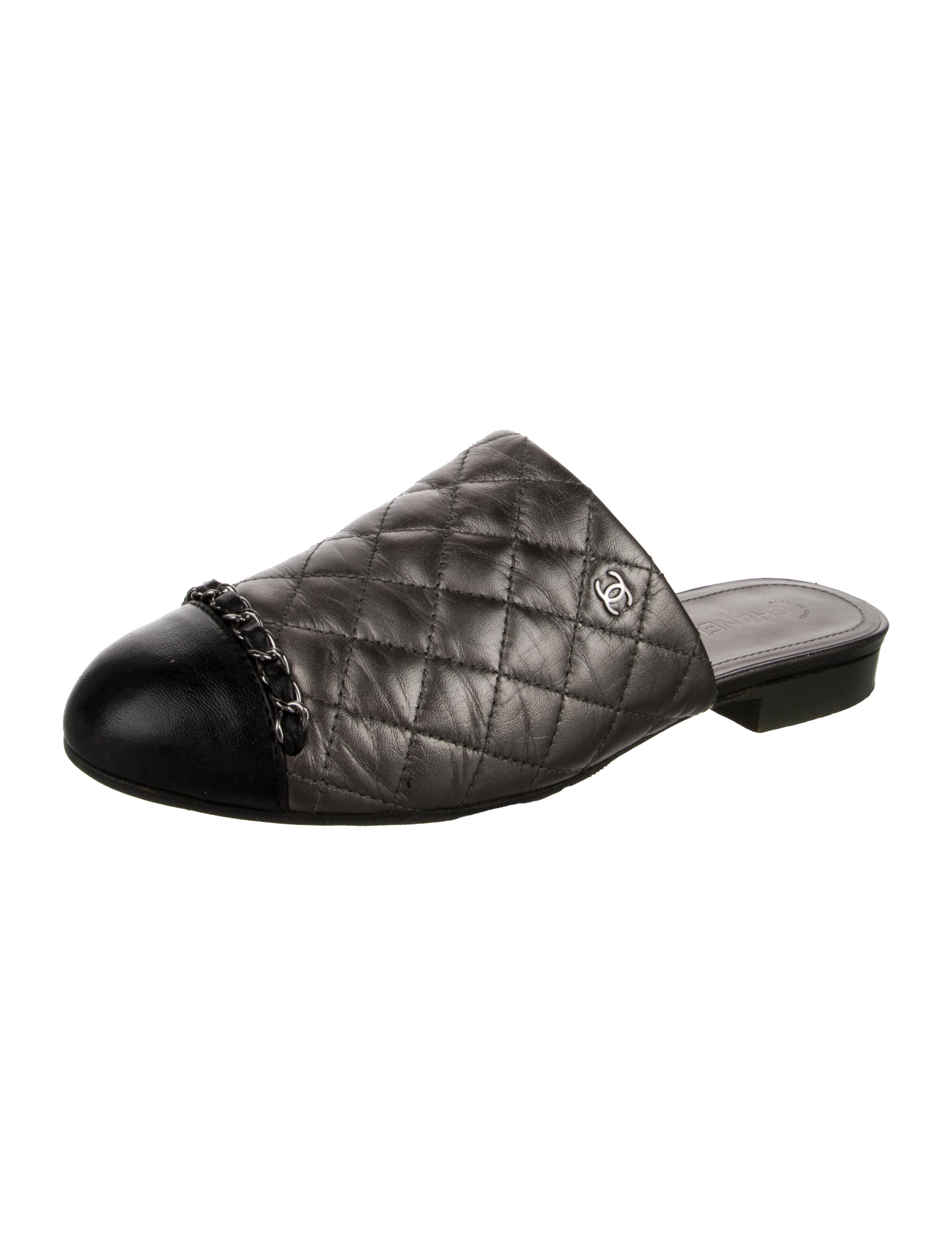 Chanel Interlocking CC Logo Leather Mules