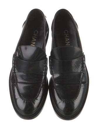 Chanel Interlocking CC Logo Calfskin Loafers